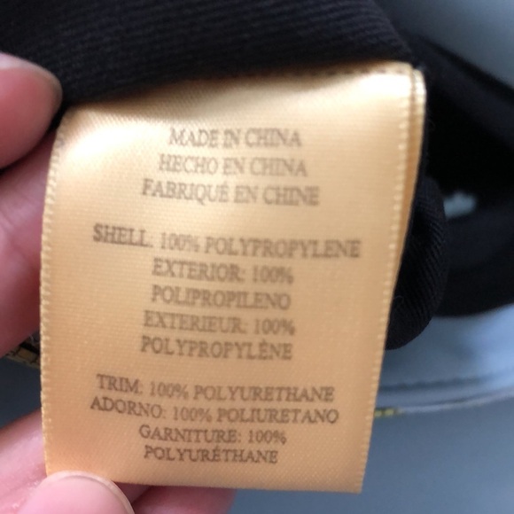 Street Level Shoulder Bag - Picture 7 of 9